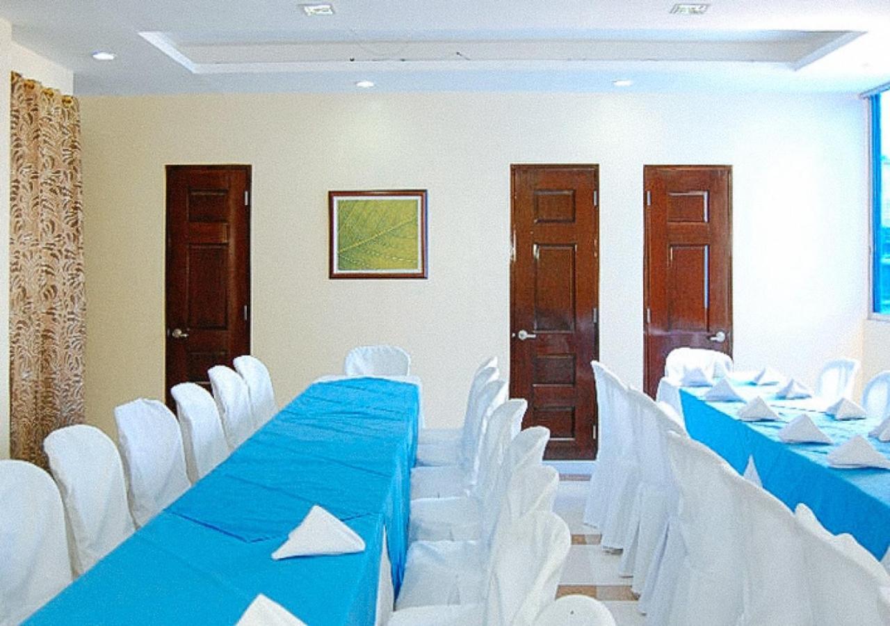 Sky Garden Hotel Roxas City Exterior foto