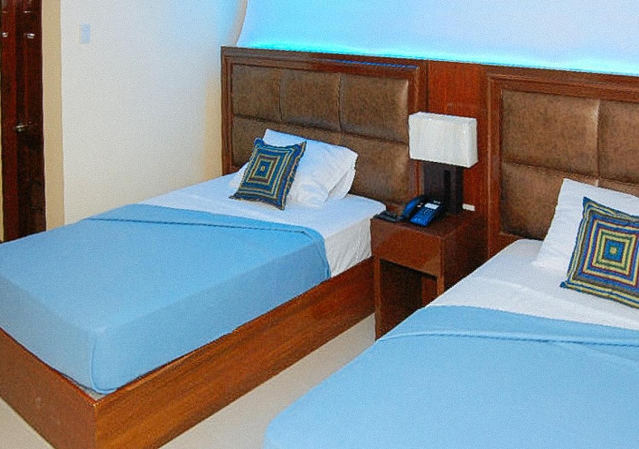 Sky Garden Hotel Roxas City Zimmer foto